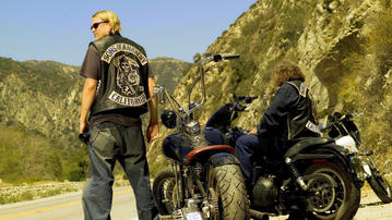 

обои мотоциклы, байкер, Сыны анархии 1280x720 на рабочий стол скачать бесплатно высокого качества.

