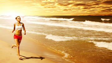 

фото лето, девушка, берег, песок

