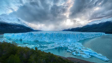 

Обои природы, фото замершее озеро, лед

