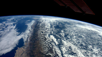 

Фото космос, Земля, орбита, облака

