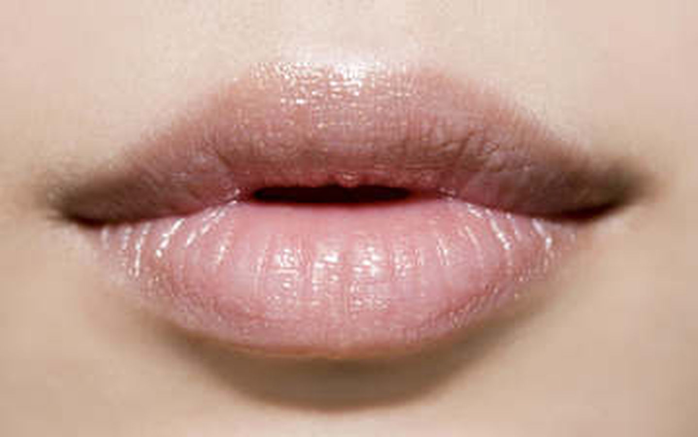 

Обои микро 1440x900 красивых губы

