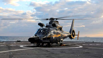 

Широкоформатные обои HD вертолеты 1600x900 на рабочий стол скачать бесплатно.

