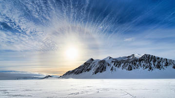 

HD обои 1600x900 зима, горы, перистые облака

