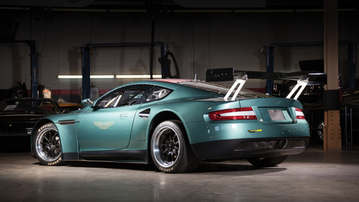 

машины HD заставки 2560x1440 Aston Martin

