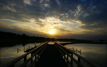 

Фото деревянный мост, река, природа, пейзаж, закат


