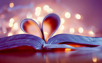

Фото любовь, страницы книги в виде сердца

